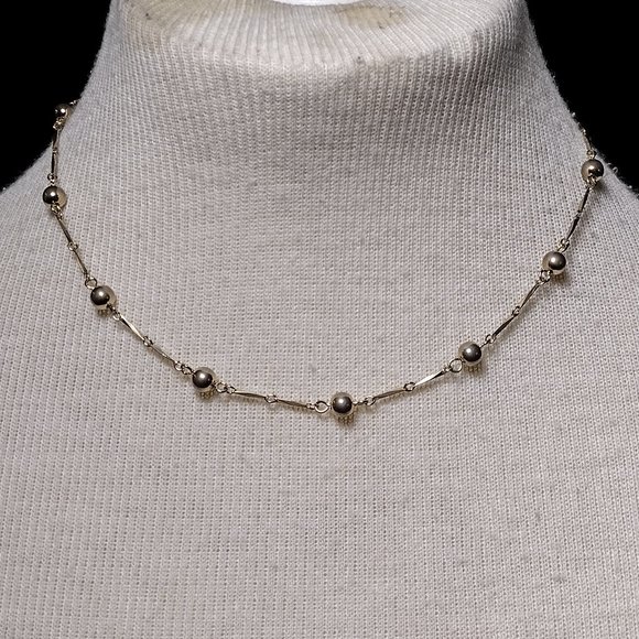 Gold Tone Metallic Necklace - Picture 1 of 7